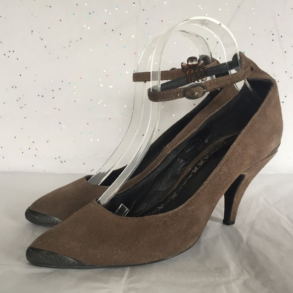 Free People Brown Suede Pointed Toe Pump Ankle Strap Metal toe heel detail! 8 M - Picture 9 of 12